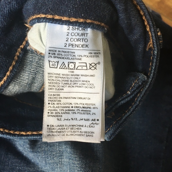 Old Navy Mid-rise Super Skinny Rockstar 2 Short - Picture 8 of 11